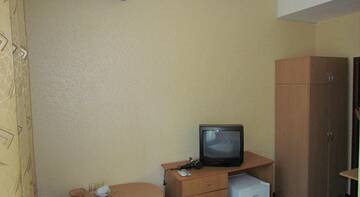 Стандартный двухместный номер с 1 кроватью или 2 отдельными кроватями и видом на горы в Гостинице Ассоль-Парк